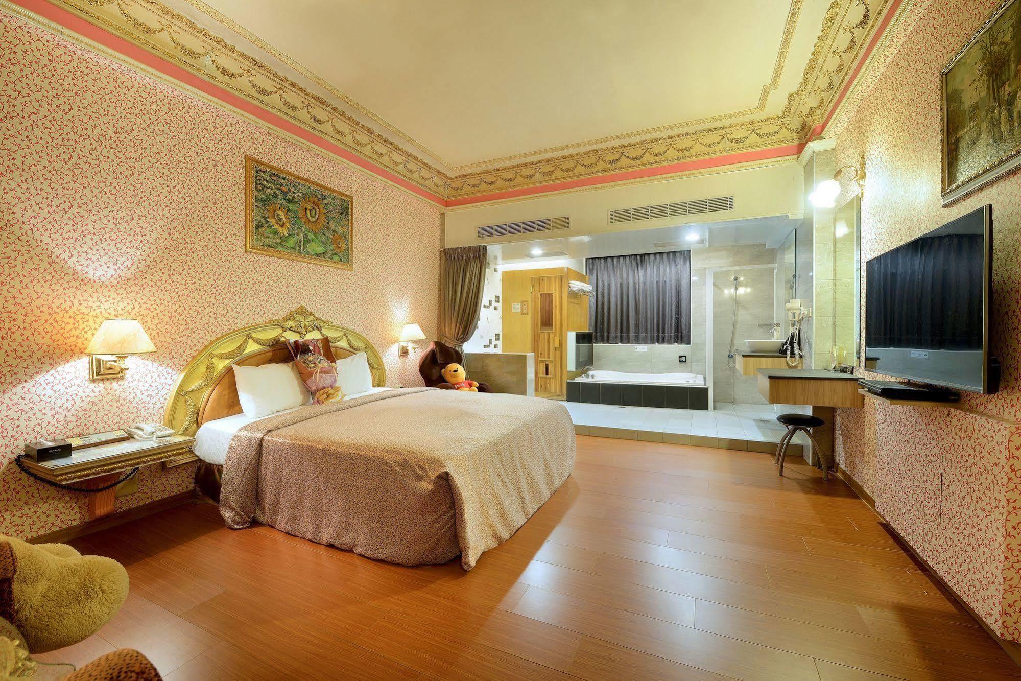 Holland Village Motel Tainan Eksteriør bilde